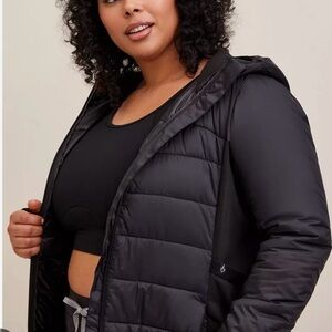 Torrid Active Black Puffer Jacket